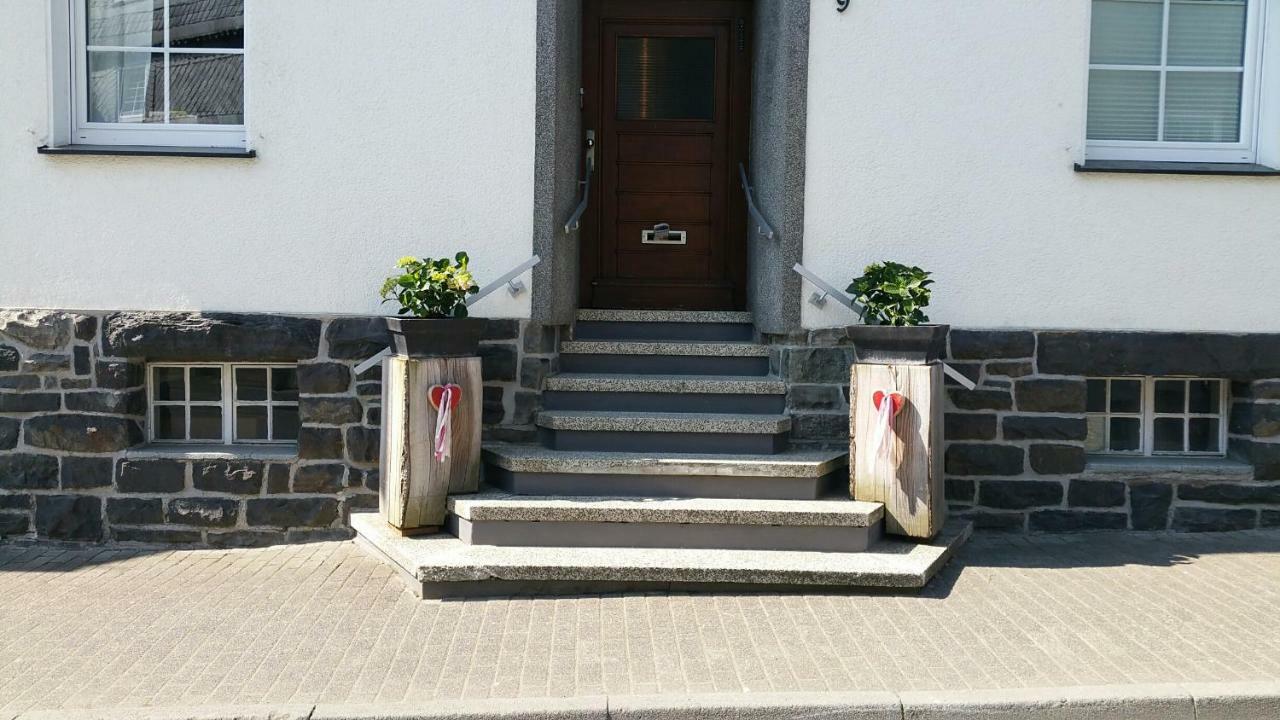 Freundliche Unterkunft Sauerland Meschede Esterno foto