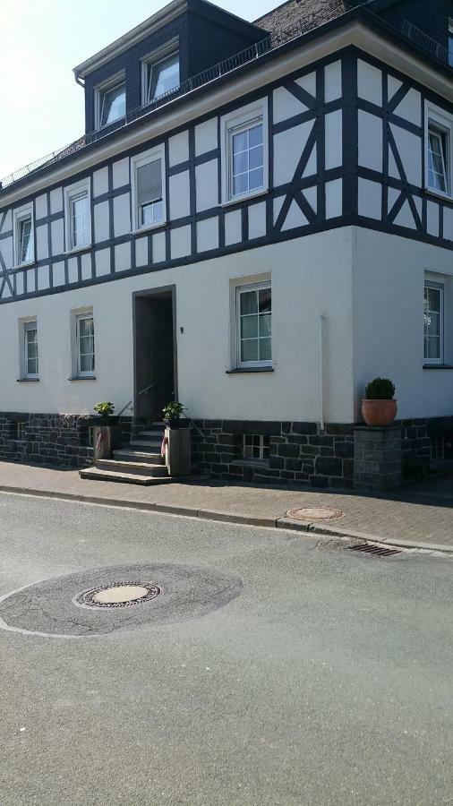 Freundliche Unterkunft Sauerland Meschede Esterno foto